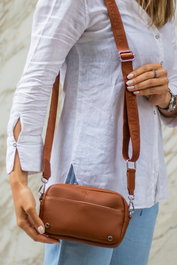 Zoozie Bags Bolso Bandolera de Piel PU Tostado - Elegante y Sofisticado, 21x6x13 cm